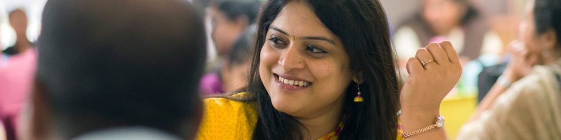 Співробітники компанії "Шелл" під час обіду