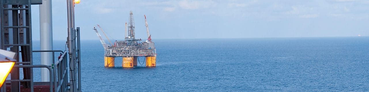 Офшорна глибоководна плавуча платформа в Мексиканській затоці